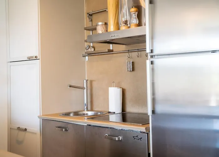 Апартаменты Azahara I, 25a Small Cozy With Great Views Located In The Popular Area Of Nueva Andalucia Марбелья