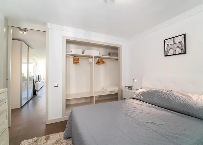Azahara I, 25a Small Cozy With Great Views Located In The Popular Area Of Nueva Andalucia * Marbella